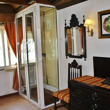 Bo - Alvares Cabral Гостевой дом 3*